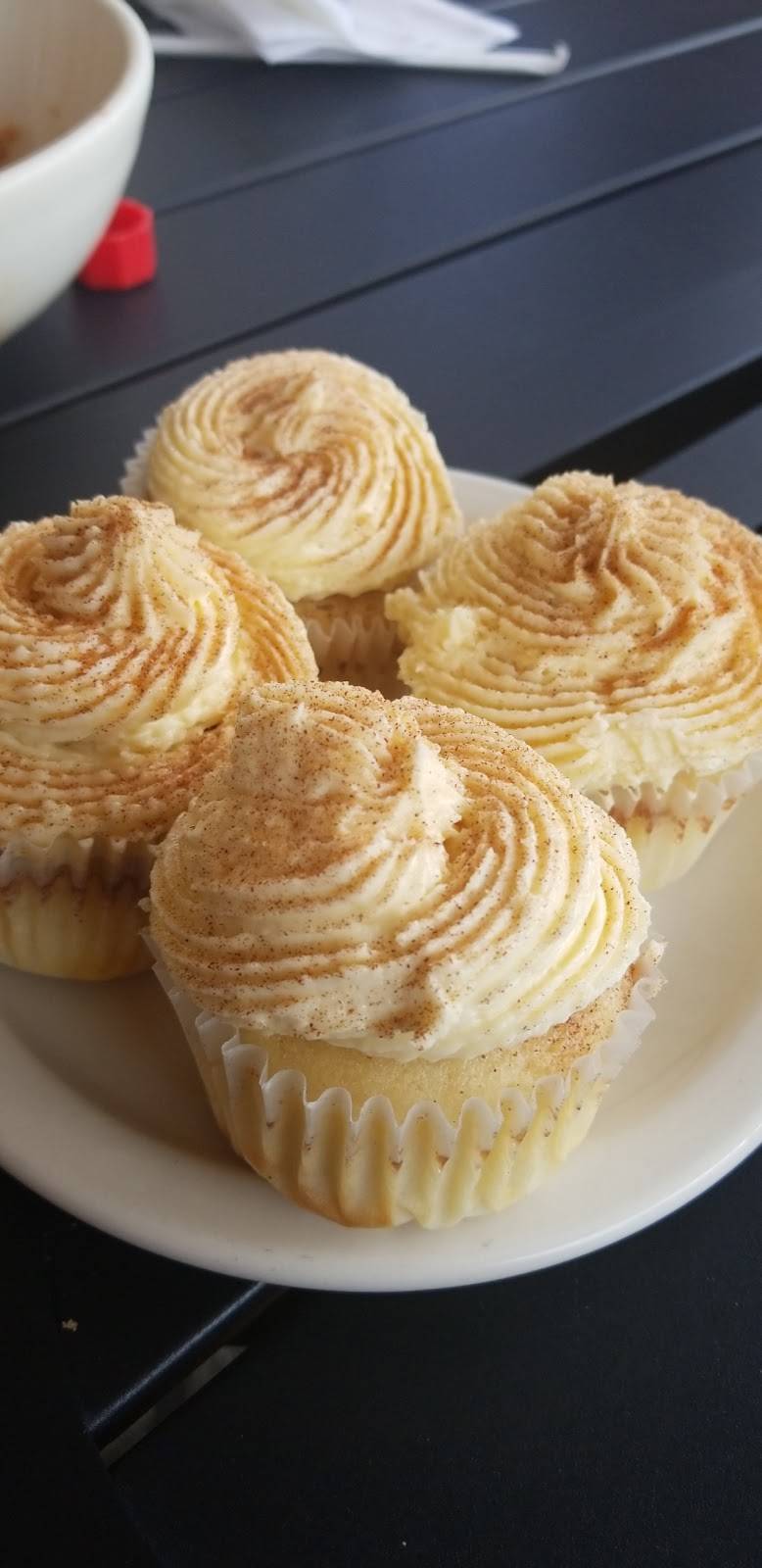 J. Gumbos | restaurant | 2109 Frankfort Ave, Louisville, KY 40206, USA | 5028964046 OR +1 502-896-4046