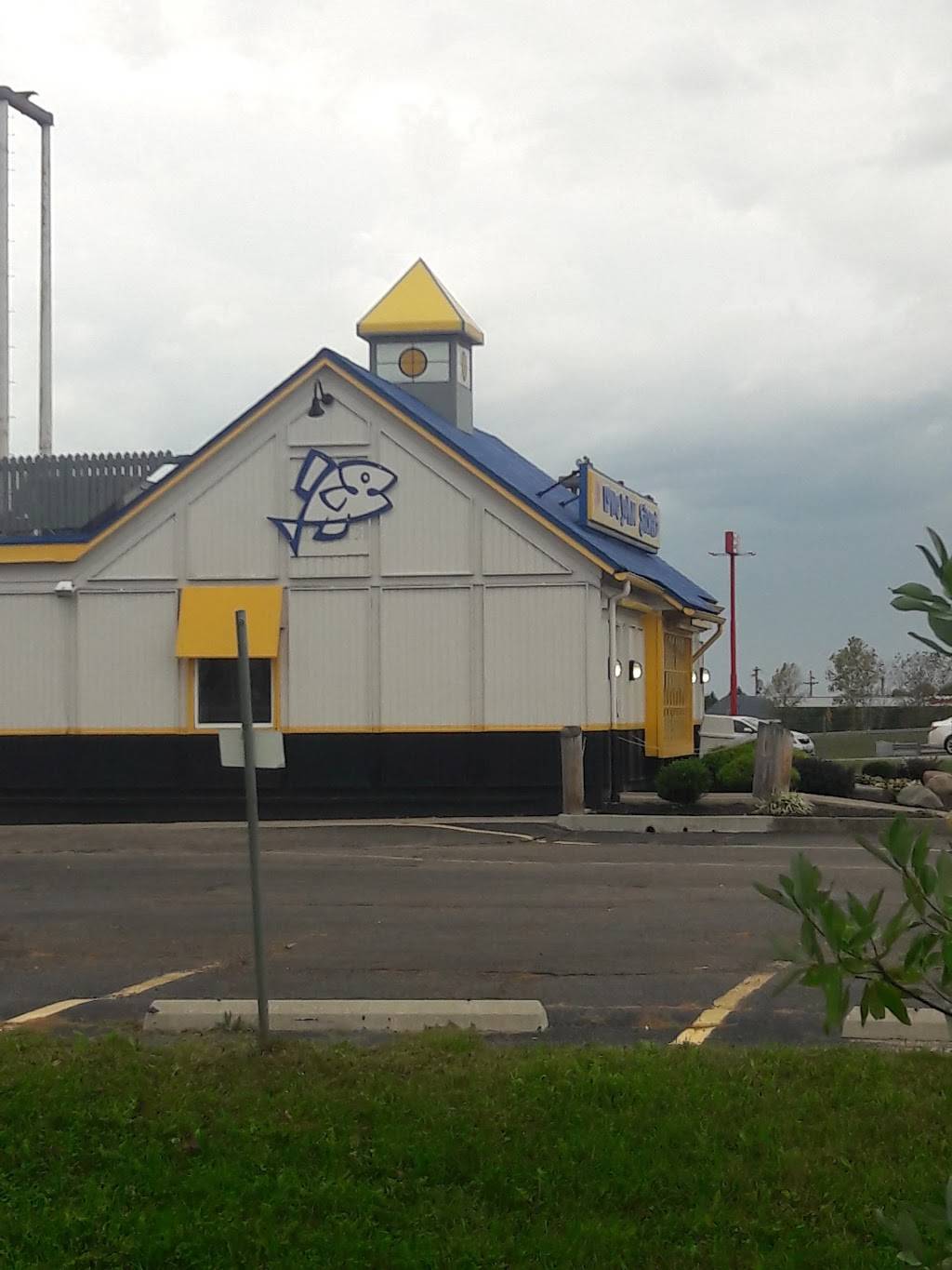 Long John Silvers | restaurant | 7419 Tylersville Rd, West Chester Township, OH 45069, USA | 5137777702 OR +1 513-777-7702