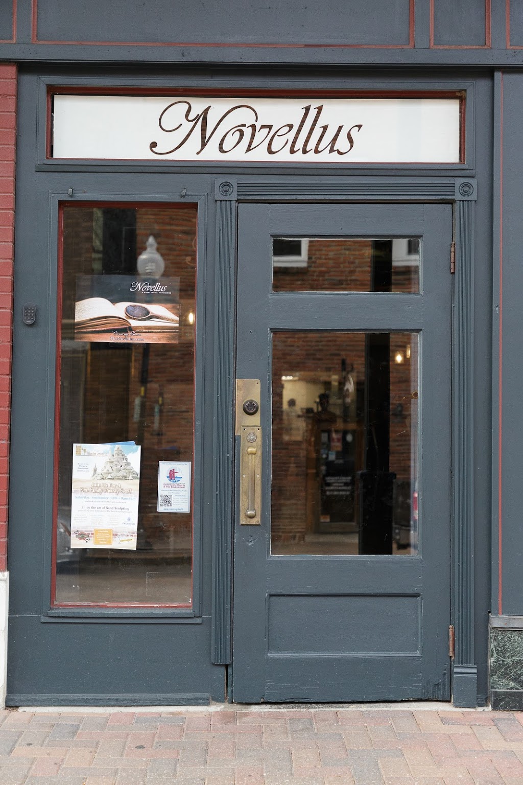 Novellus | restaurant | 201 N Main St, St Charles, MO 63301, USA | 6368964800 OR +1 636-896-4800