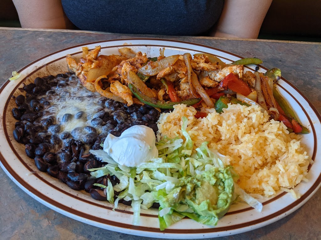 Julios Grill | restaurant | 37314 CA-299, Burney, CA 96013, USA | 5303353338 OR +1 530-335-3338