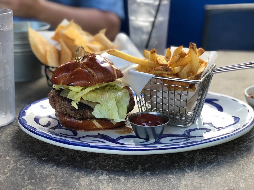 Chevys Fresh Mex | restaurant | 1369 Garden Hwy, Sacramento, CA 95833, USA | 9166490390 OR +1 916-649-0390