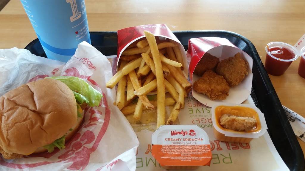 Wendys | restaurant | 8003 Calumet Ave, Munster, IN 46321, USA | 2198364810 OR +1 219-836-4810