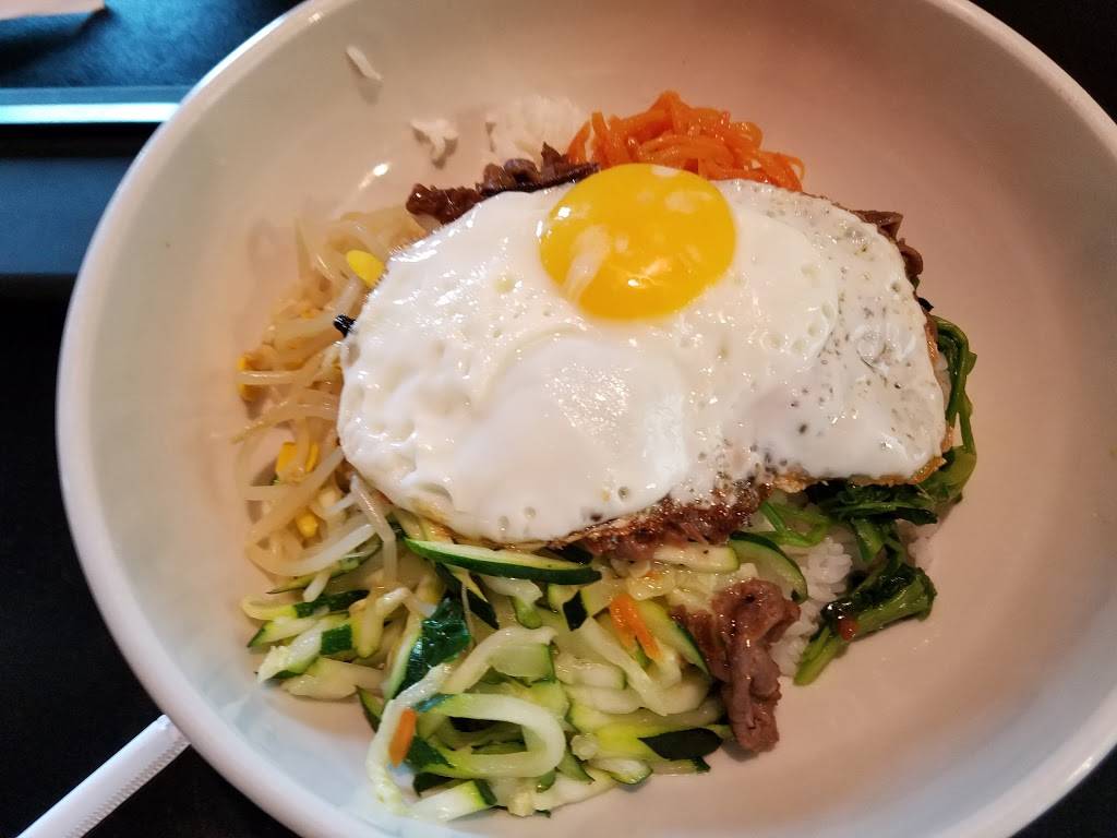 Momoyaki | restaurant | 1624 SW 13th St, Gainesville, FL 32608, USA | 3523843733 OR +1 352-384-3733