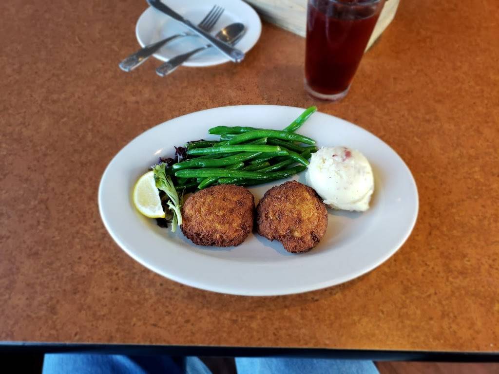 The Surry Seafood Co. | restaurant | 633 Marina Dr, Surry, VA 23883, USA | 7572943700 OR +1 757-294-3700