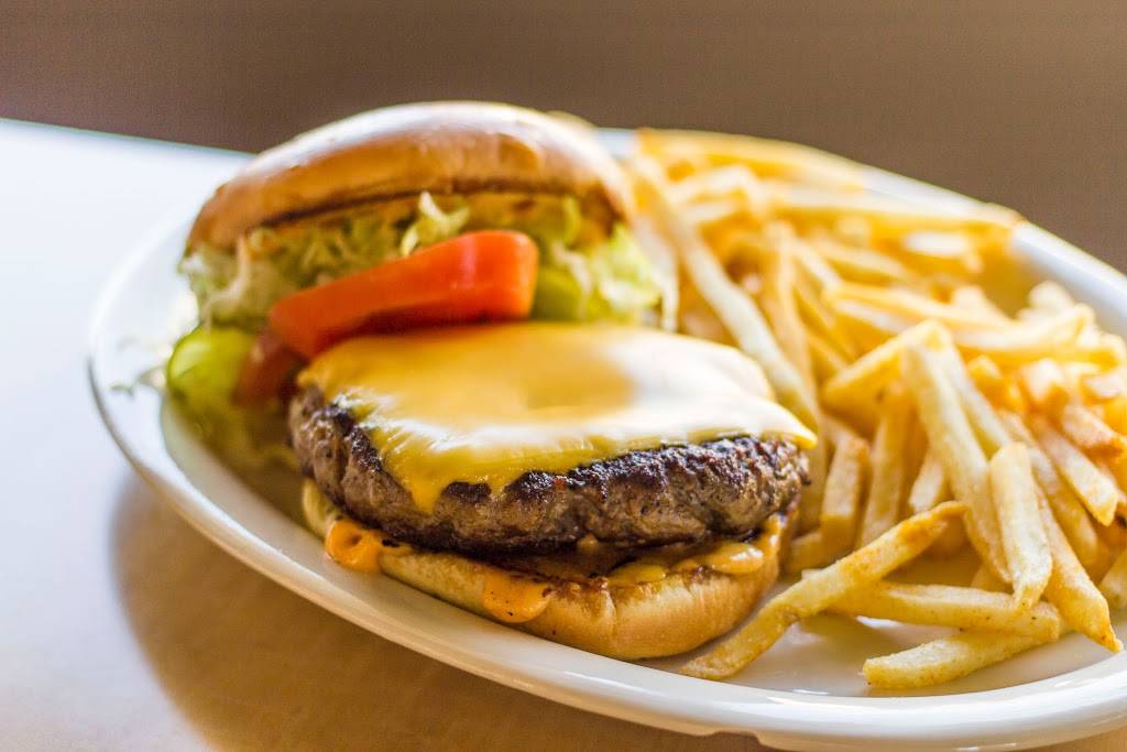 Bucky Moonshines | restaurant | 2912 Elm St, Dallas, TX 75226, USA | 2147486901 OR +1 214-748-6901