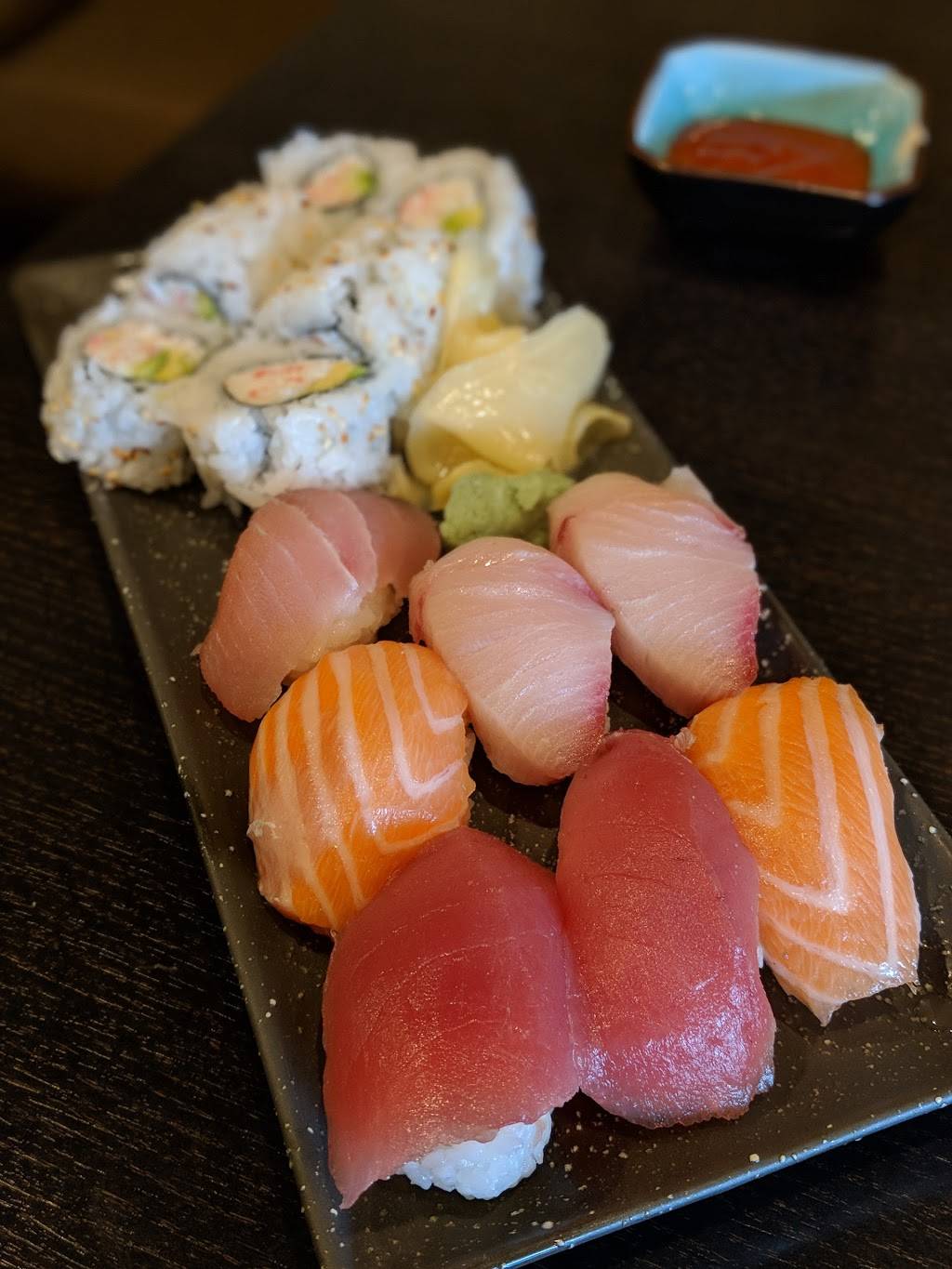 Ayame Sushi | restaurant | 2046 Nut Tree Rd #A, Vacaville, CA 95687, USA | 7074557883 OR +1 707-455-7883