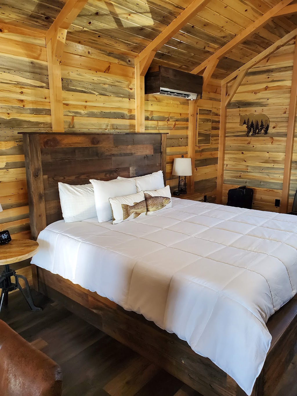 The Tailwater at Big Horn Valley Ranch | restaurant | 30672 MT-313, Fort Smith, MT 59035, USA | 4066662518 OR +1 406-666-2518