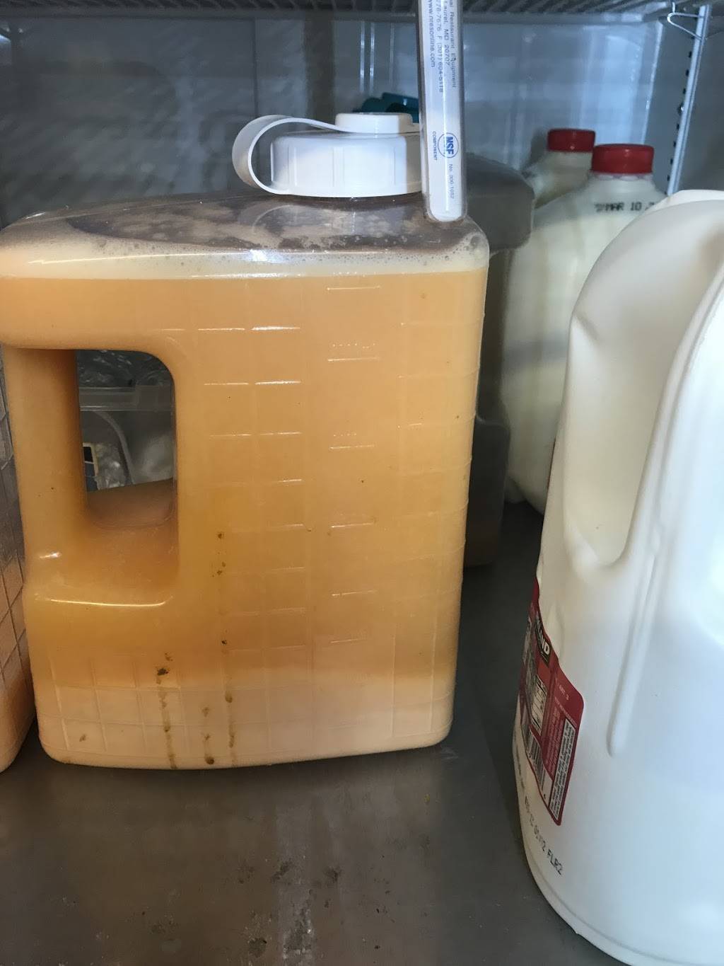 Los Nietos Llc | restaurant | 2394 Iverson St, Temple Hills, MD 20748, USA | 2407192858 OR +1 240-719-2858