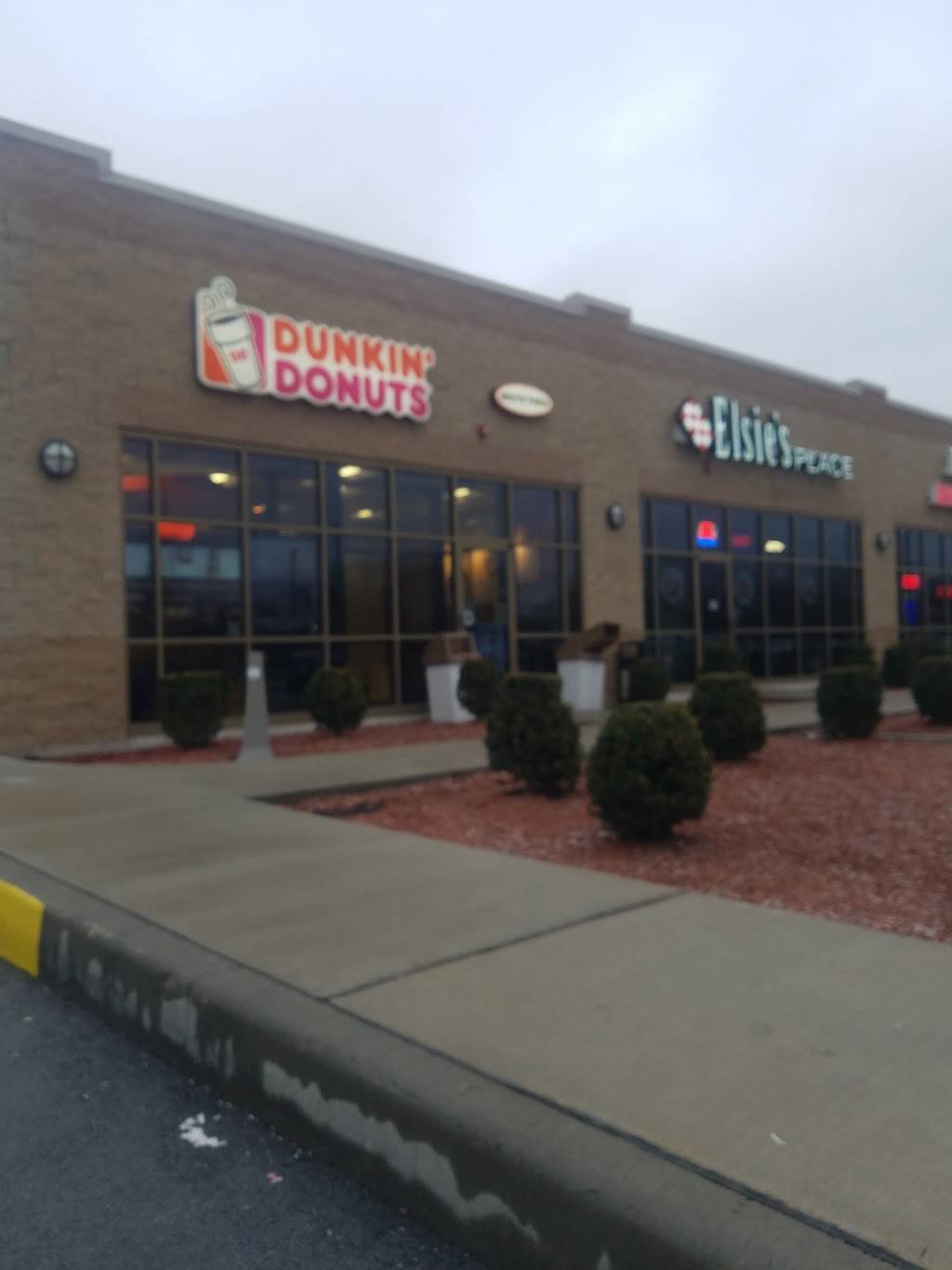Dunkin Donuts | cafe | 17499 Dixie Hwy, Hazel Crest, IL 60429, USA | 7087994510 OR +1 708-799-4510