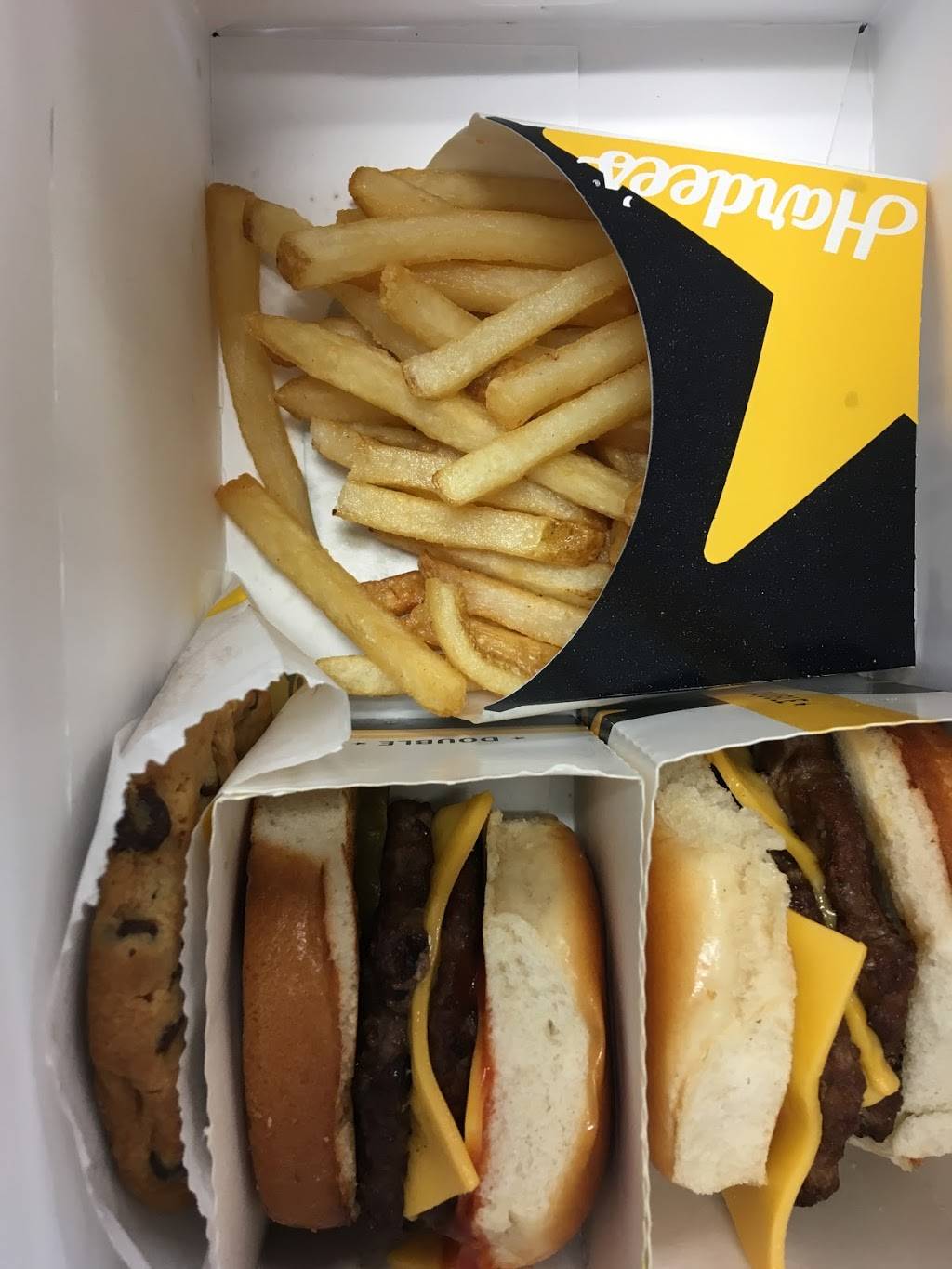 Hardees | restaurant | 2301 Pruden Blvd, Suffolk, VA 23434, USA | 7579347641 OR +1 757-934-7641