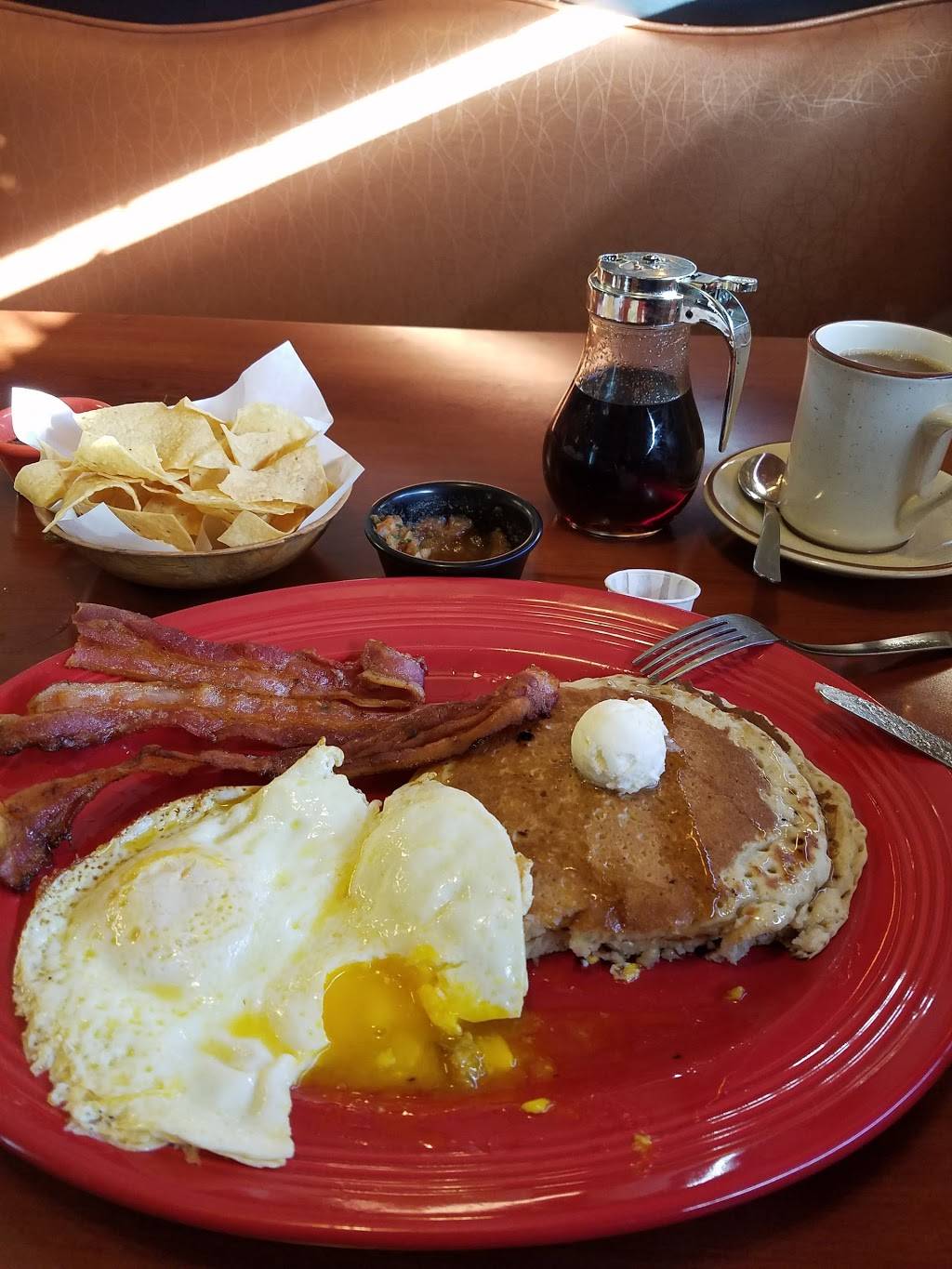 El Norte Restaurant | restaurant | 815 Cristobal Ave, Wilmington, CA 90744, USA | 3105491978 OR +1 310-549-1978