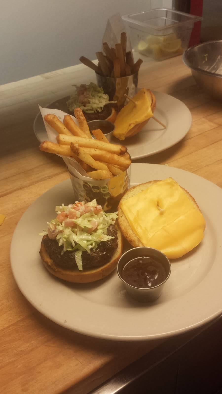 Rugova | restaurant | 259 Johnson Ave, River Edge, NJ 07661, USA | 2018808445 OR +1 201-880-8445