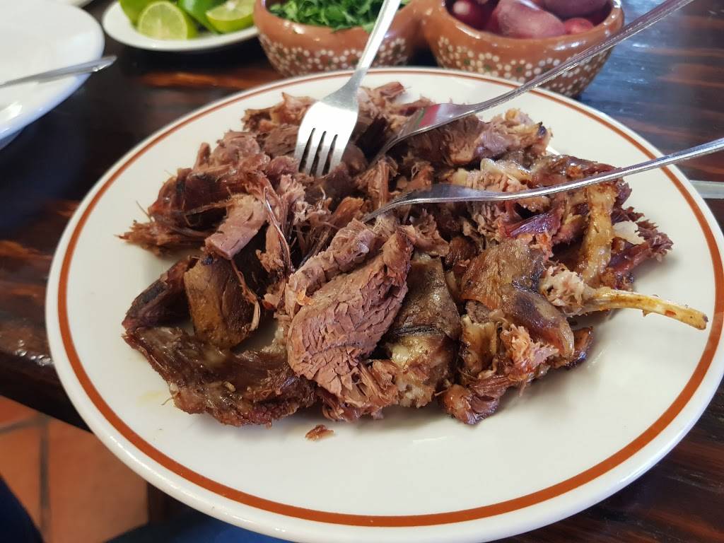 Guanajuato Birria | restaurant | Av Abraham Gonzales 102, Francisco Villa, 22615 Tijuana, B.C., Mexico | 016646377070 OR +52 664 637 7070