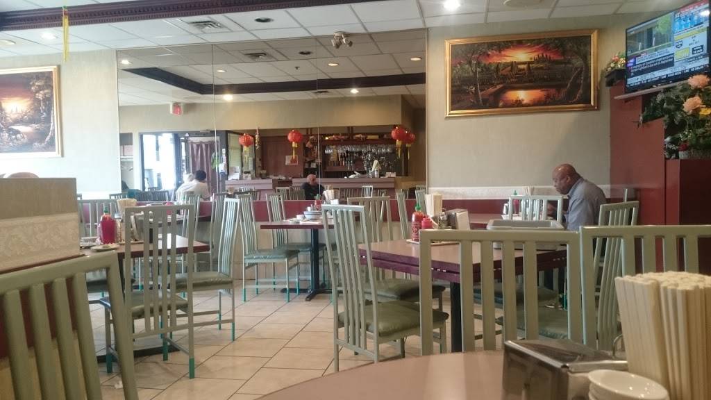 Cambodian Noodle King | restaurant | 110 Pony Dr #15, Newmarket, ON L3Y 7B6, Canada | 9058364479 OR +1 905-836-4479