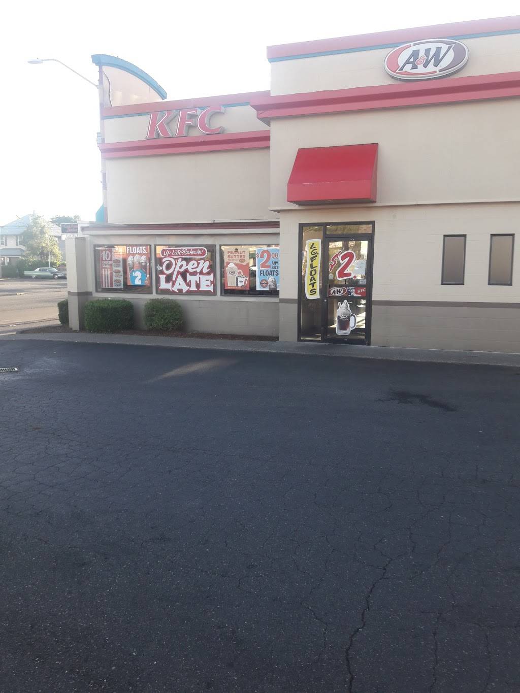 A&W Restaurant | restaurant | 619 W Main St, Centralia, WA 98531, USA | 3607364881 OR +1 360-736-4881