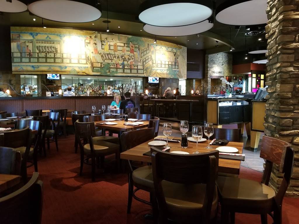 P.F. Changs | restaurant | 2250 Thousand Oaks Blvd, Thousand Oaks, CA 91362, USA | 8052775915 OR +1 805-277-5915