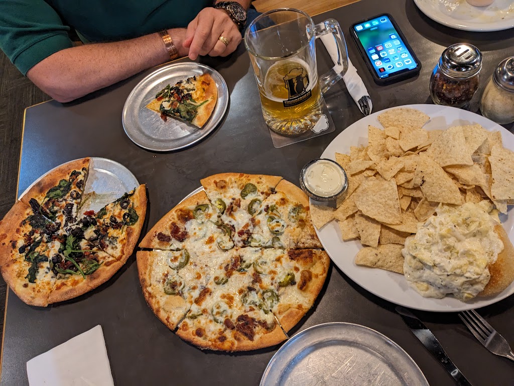 Thunderhead Brewing | restaurant | 18 E 21st St, Kearney, NE 68847, USA | 3082371558 OR +1 308-237-1558