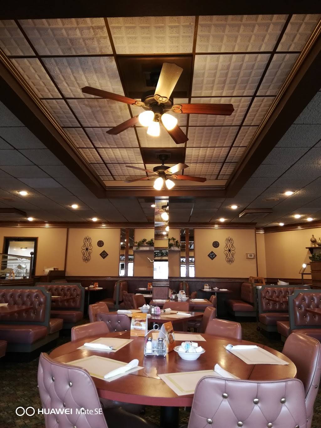 Sunset House Restaurant | restaurant | 1451 Golf Rd, Waukegan, IL 60087, USA | 8473367773 OR +1 847-336-7773