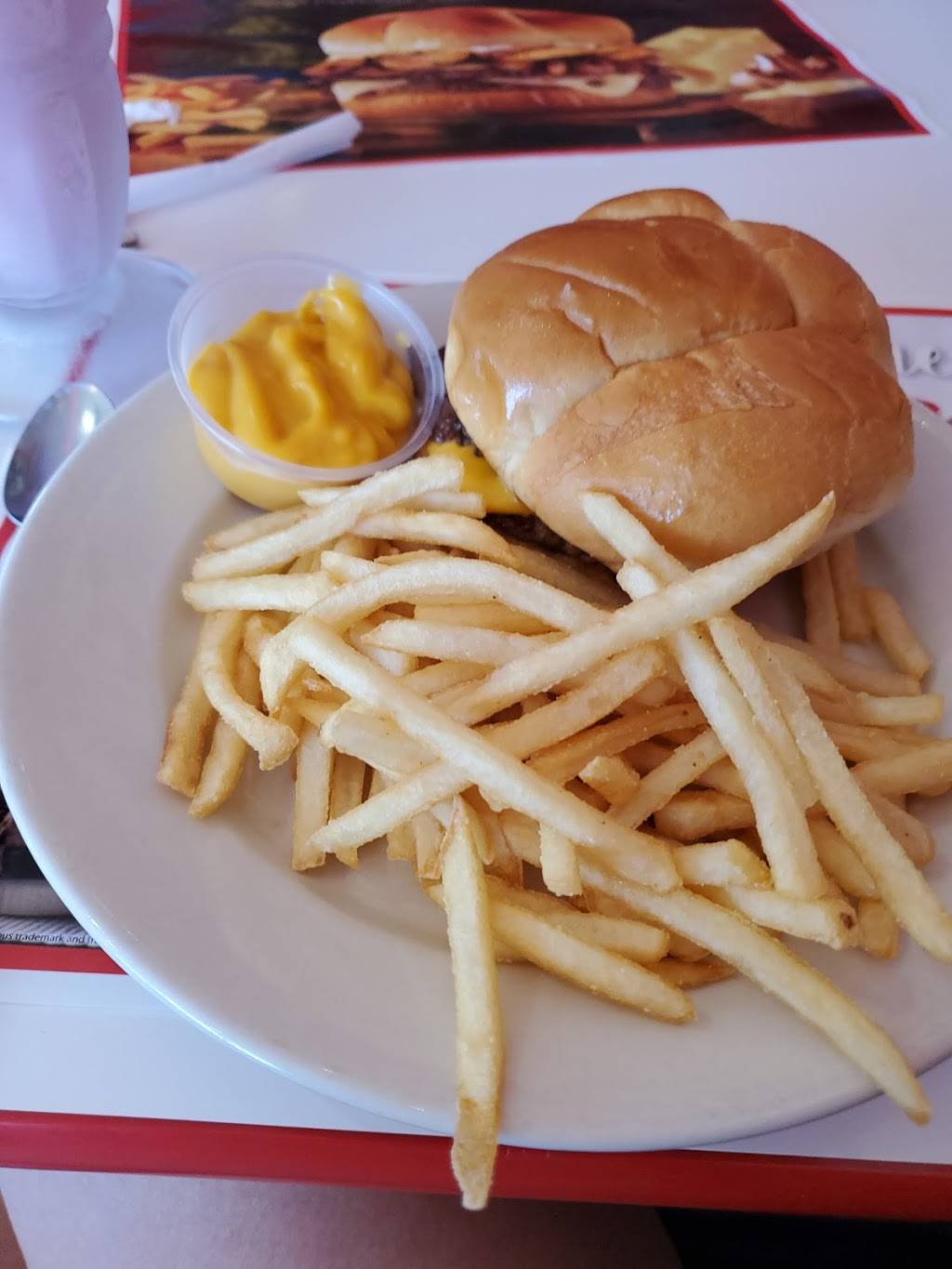 Steak n Shake | restaurant | 3004 Clark Ln, Columbia, MO 65202, USA | 5738868535 OR +1 573-886-8535