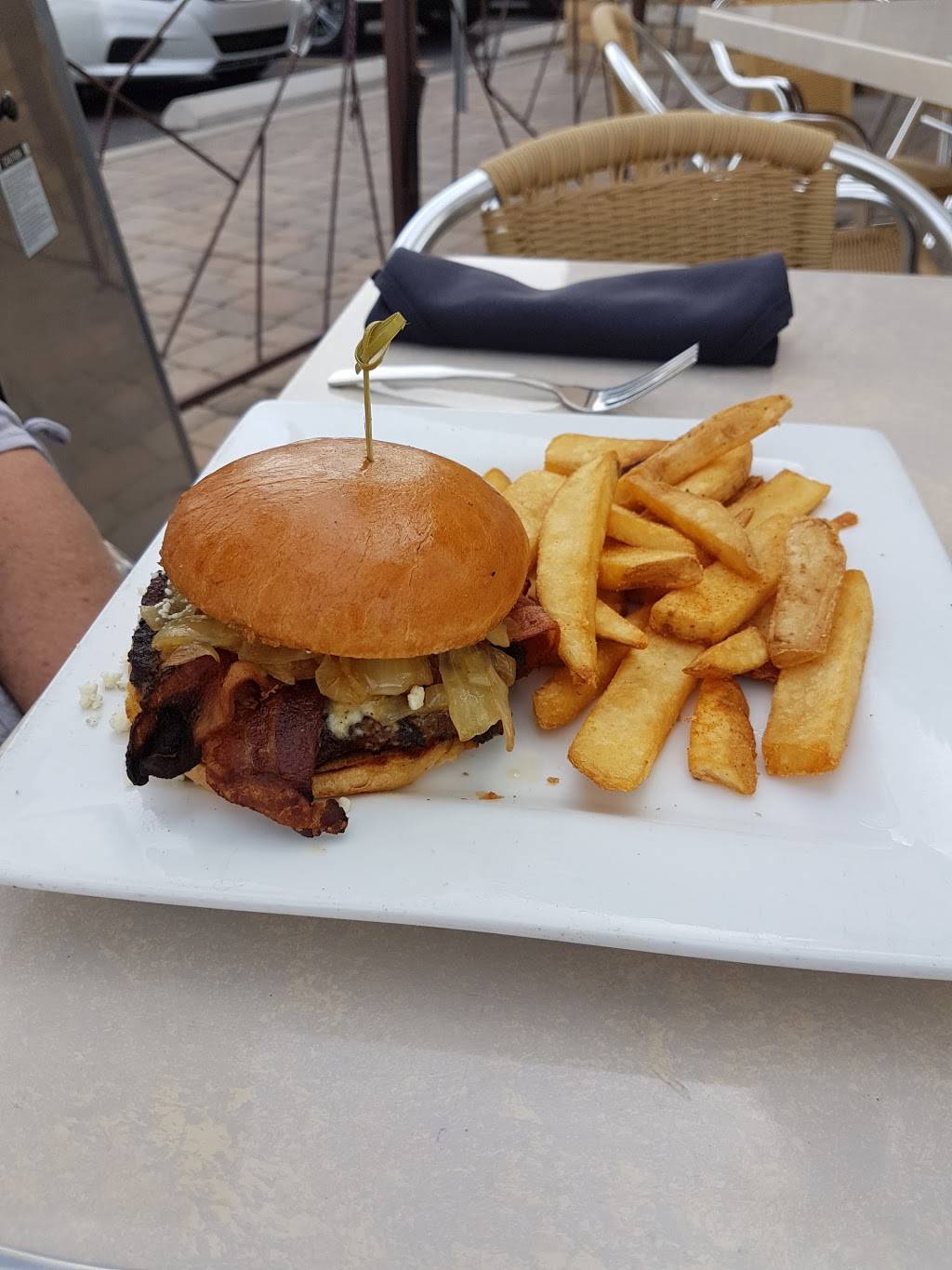 Pinnacle Grille | meal takeaway | 6065, 10428 E Jomax Rd, Scottsdale, AZ 85262, USA | 4805153500 OR +1 480-515-3500