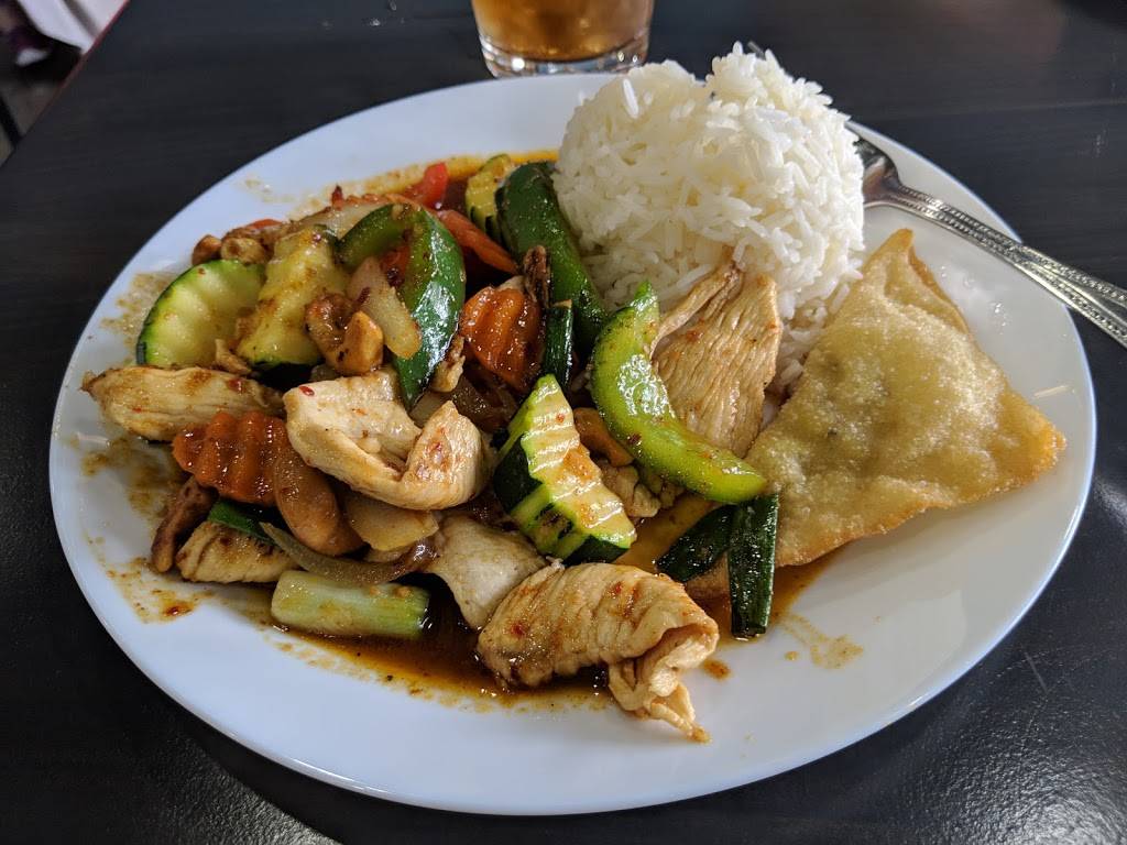 Rachada Thai Cuisine | restaurant | 525 New Los Angeles Ave, Moorpark, CA 93021, USA | 8055520249 OR +1 805-552-0249