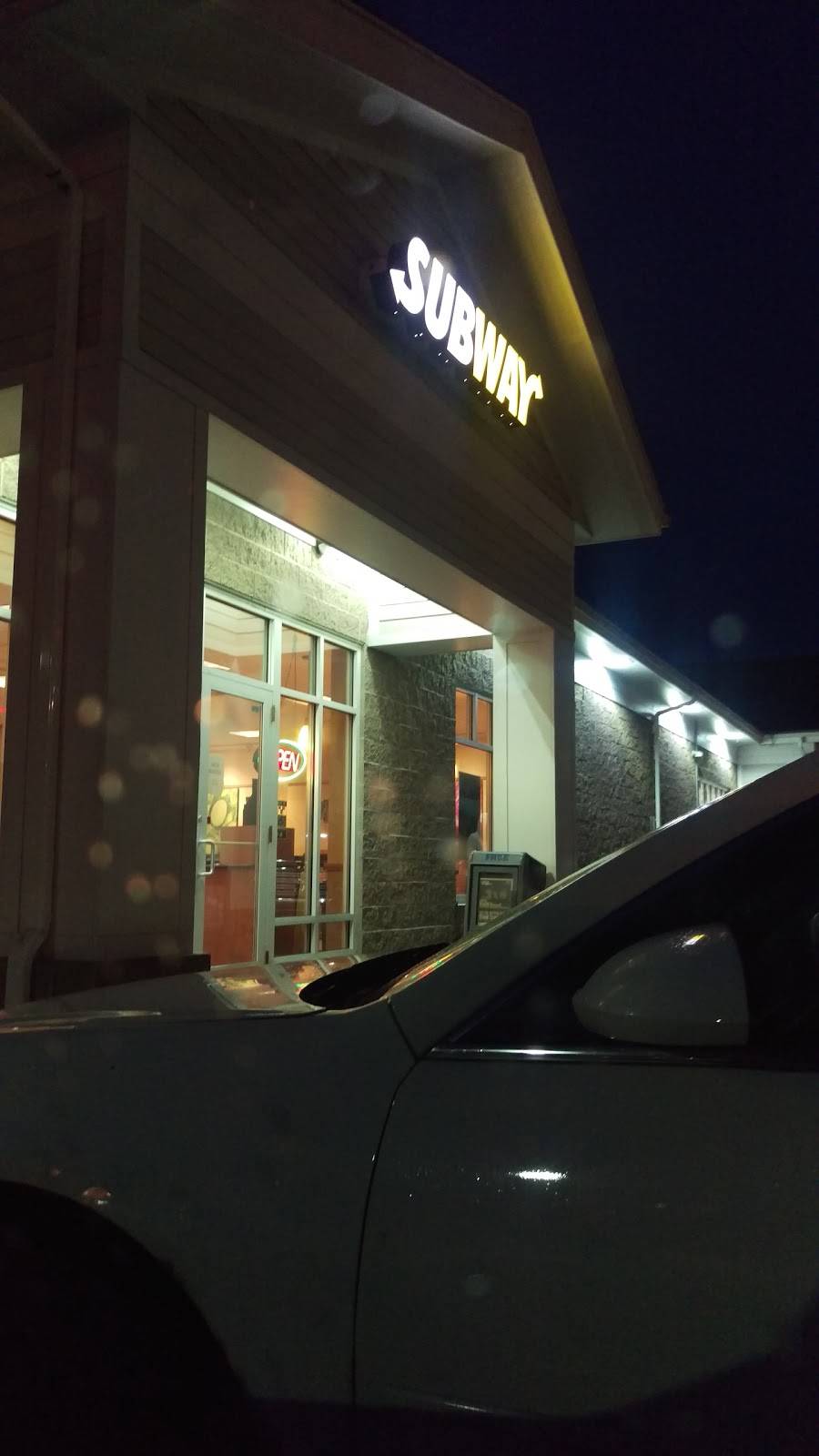 Subway | restaurant | 85 High St, Ellsworth, ME 04605, USA | 2076674226 OR +1 207-667-4226