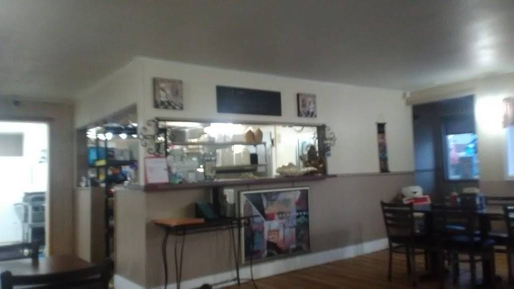 A Mighty Thai Pizza and Seafood | restaurant | 2490 highway 101 N, Seaside, OR 97138, USA | 5037387763 OR +1 503-738-7763