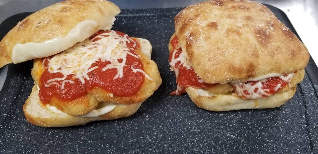 Garden Patch Cafe | restaurant | 116 Rodgers Blvd, Chiefland, FL 32626, USA | 3525077090 OR +1 352-507-7090