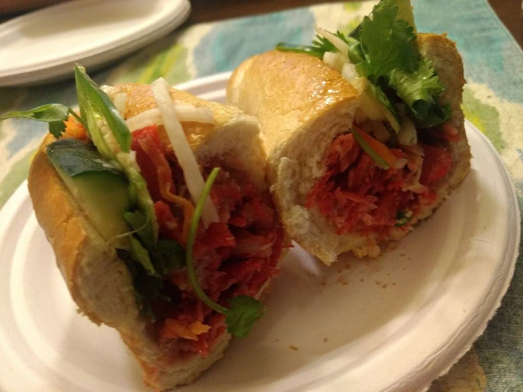 Huong Lan | restaurant | 3757 W Shaw Ave, Fresno, CA 93711, USA | 5592719998 OR +1 559-271-9998