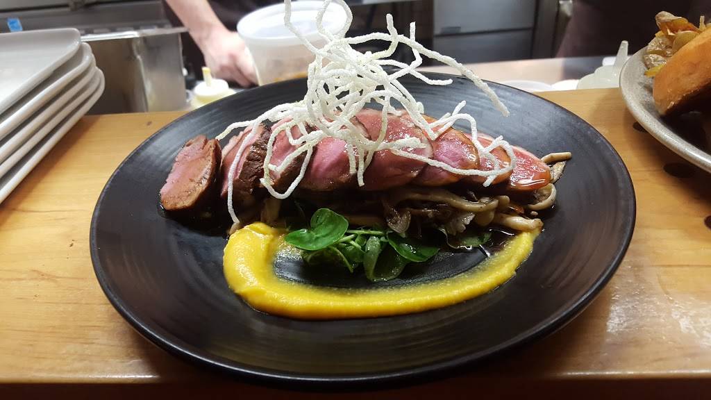 Woodfour Brewing Company | restaurant | 6780 Depot St, Sebastopol, CA 95472, USA | 7078233144 OR +1 707-823-3144