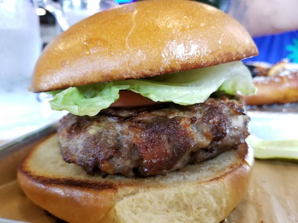 The Butcher Shop Beer Garden & Grill | restaurant | 209 6th St, West Palm Beach, FL 33401, USA | 5618122336 OR +1 561-812-2336