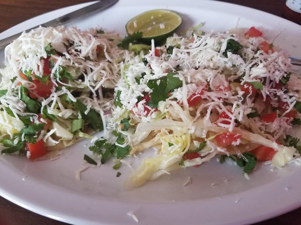 Restaurante Y Pupuseria Las Flores | restaurant | 913 Lake Ave #3708, Lake Worth, FL 33460, USA | 5613603791 OR +1 561-360-3791