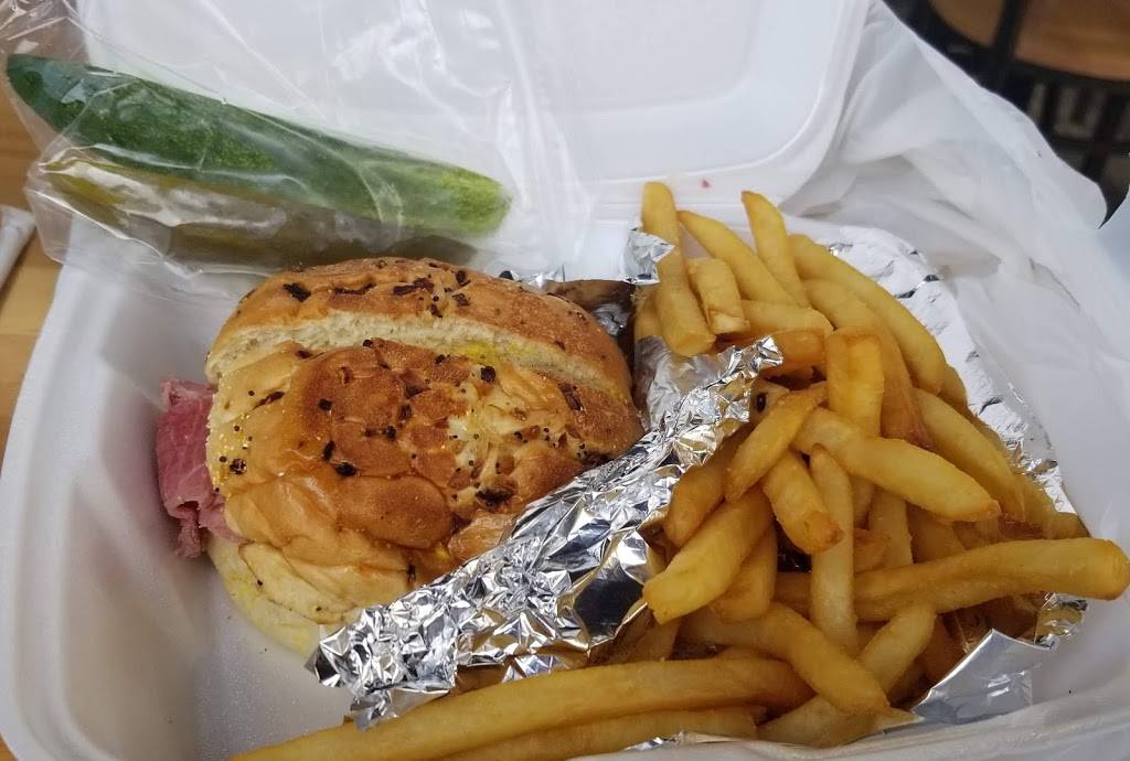 Bread Basket Deli Downtown Detroit | restaurant | 3242 E Jefferson Ave, Detroit, MI 48207, USA | 3132626393 OR +1 313-262-6393