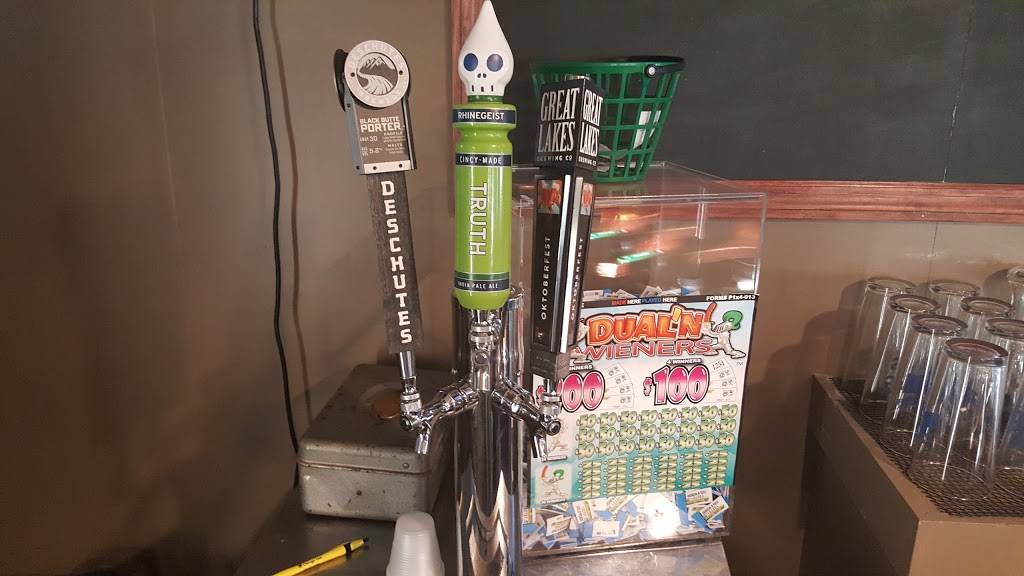 The Village Grill and Patio | restaurant | 10433 County Rd 17, Oak Harbor, OH 43449, USA | 4198981493 OR +1 419-898-1493