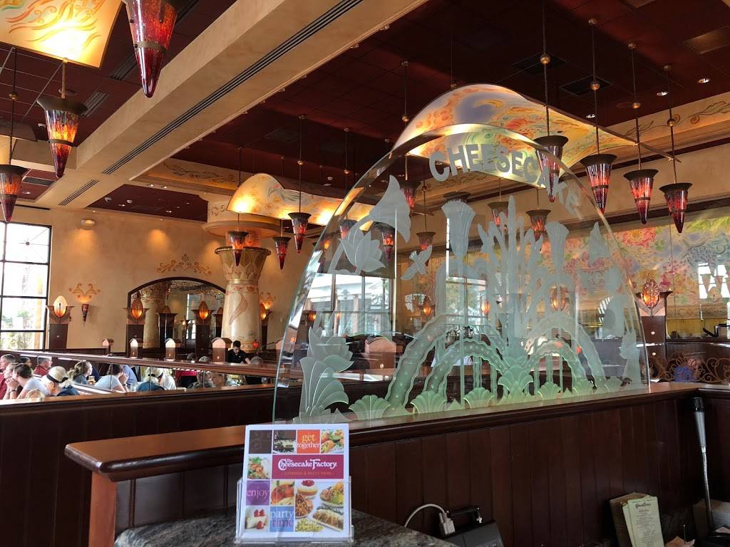 The Cheesecake Factory | restaurant | 250 Granite St, Braintree, MA 02184, USA | 7818491001 OR +1 781-849-1001
