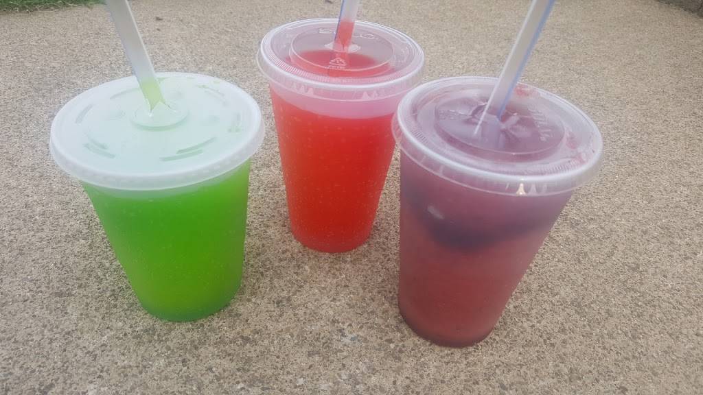 Twistee Treat West | restaurant | 2629 Lincoln Way W, Massillon, OH 44647, USA | 3308321404 OR +1 330-832-1404