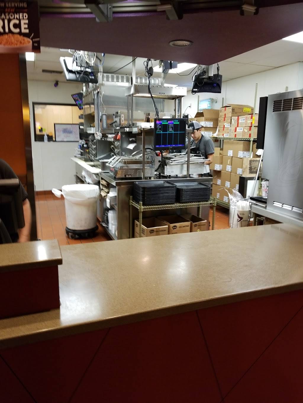 Taco Bell | meal takeaway | 2380 W Kettleman Ln, Lodi, CA 95242, USA | 2093693359 OR +1 209-369-3359