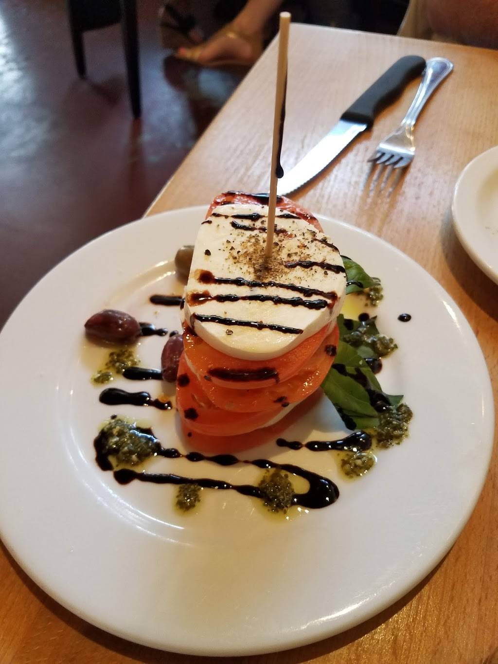 Nonnis Italian Bistro | restaurant | 831 Broadway St, Seaside, OR 97138, USA | 5037384264 OR +1 503-738-4264