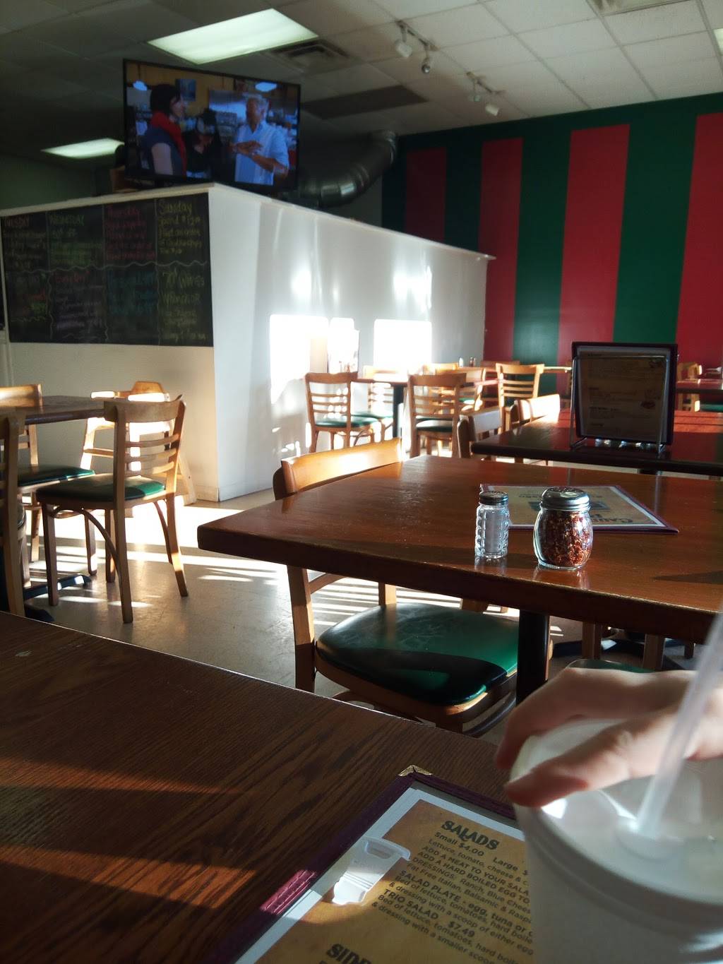 Caudillios Pizza | restaurant | 120 N Walnut St, Rising Sun, IN 47040, USA | 8124384380 OR +1 812-438-4380