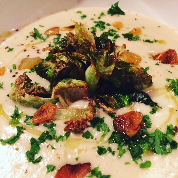 Helen’s Restaurant | restaurant | 2527 W Main St, Richmond, VA 23220, USA | 8043584370 OR +1 804-358-4370