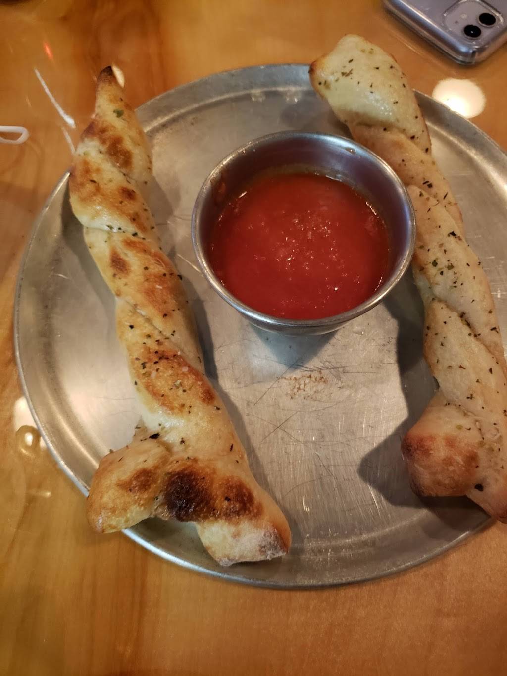 Sidewall Pizza | restaurant | 2615 Woodruff Rd, Simpsonville, SC 29681, USA | 8642633195 OR +1 864-263-3195