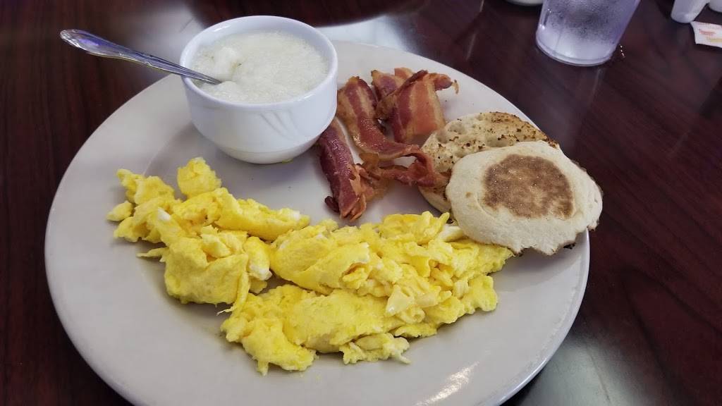 The Islander Grill and Tiki Bar | restaurant | 181 S Ocean Ave, Palm Beach Shores, FL 33404, USA | 5618428282 OR +1 561-842-8282