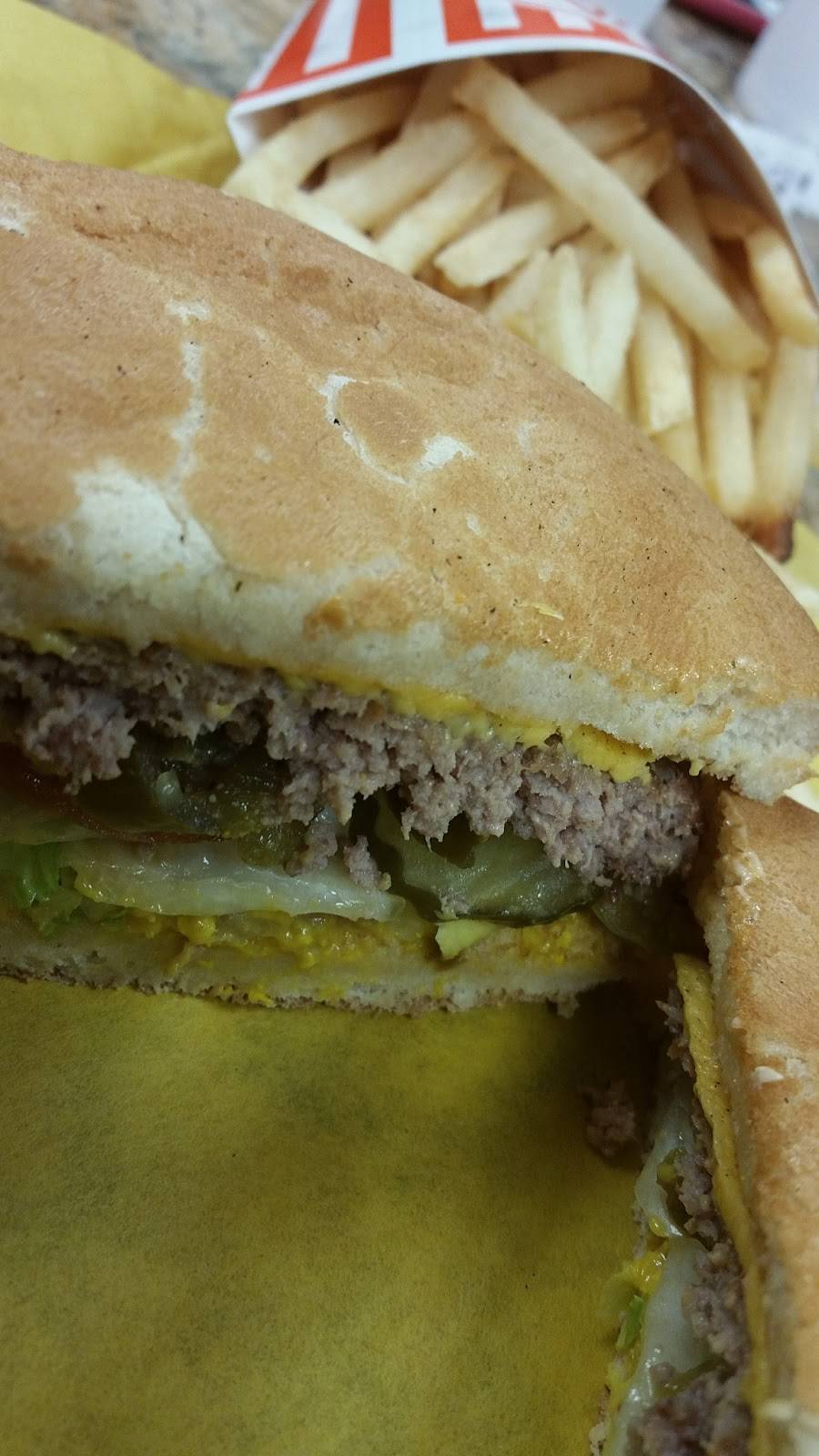 Whataburger | restaurant | 181 N Sam Houston Pkwy E, Houston, TX 77060, USA | 2818737760 OR +1 281-873-7760