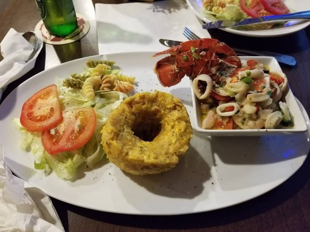 Makao Family Restaurant | restaurant | 181 Millbury St, Worcester, MA 01610, USA | 5087673306 OR +1 508-767-3306