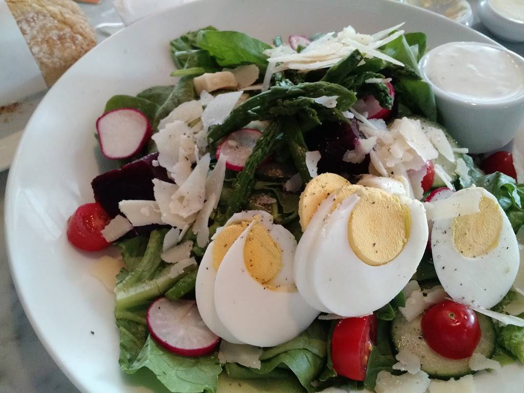 Brasserie Du Soleil | restaurant | 1908 Eastwood Rd #118, Wilmington, NC 28403, USA | 9102562226 OR +1 910-256-2226