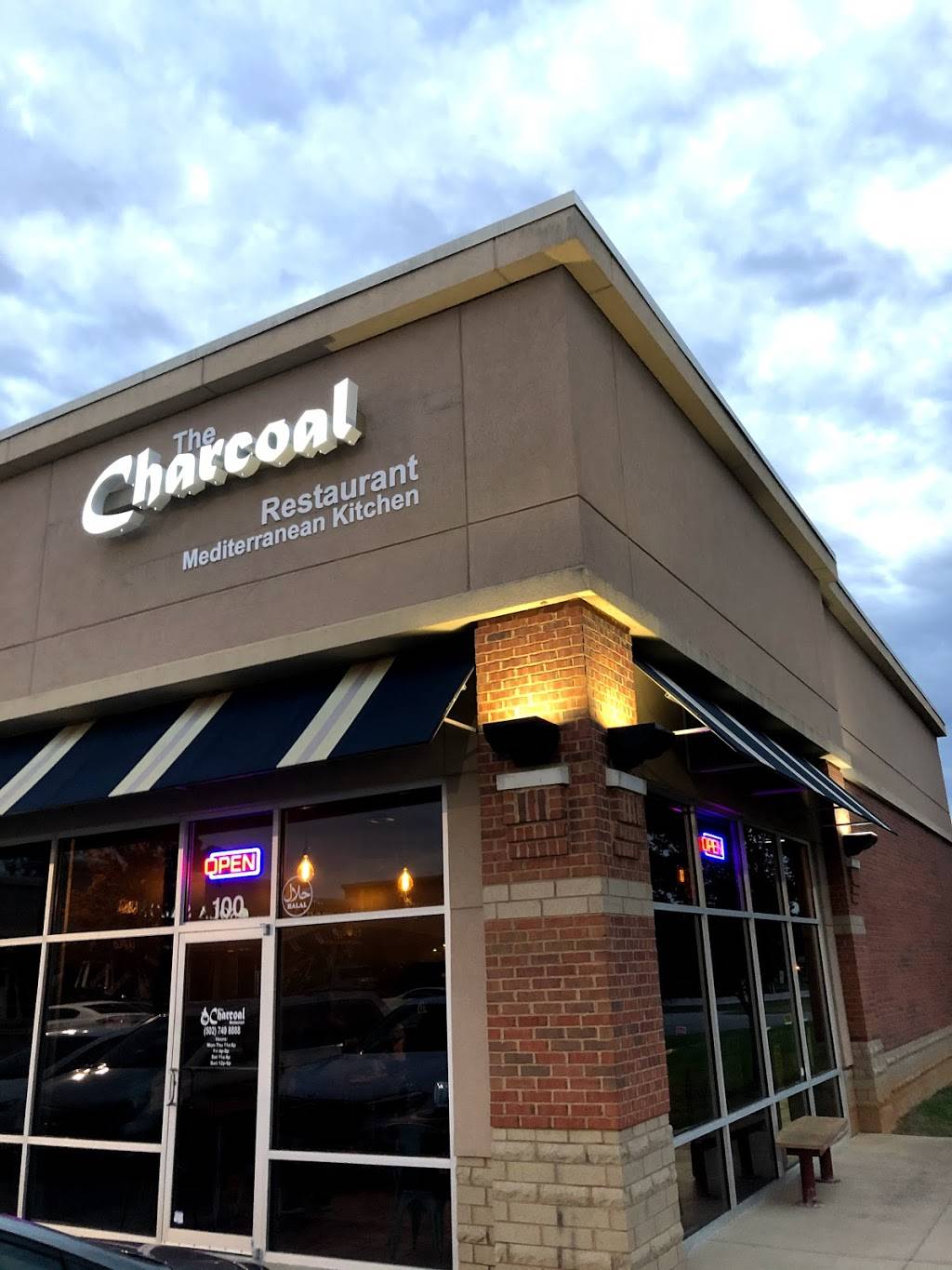 The Charcoal Restaurant | restaurant | 2805 N Hurstbourne Pkwy #100, Louisville, KY 40223, USA | 5027498888 OR +1 502-749-8888