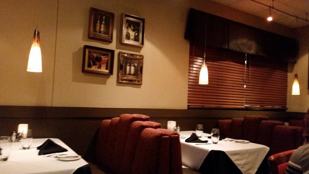 Boyds Steakhouse | restaurant | 21 Blackjack Blvd, East Peoria, IL 61611, USA | 3096997711 OR +1 309-699-7711