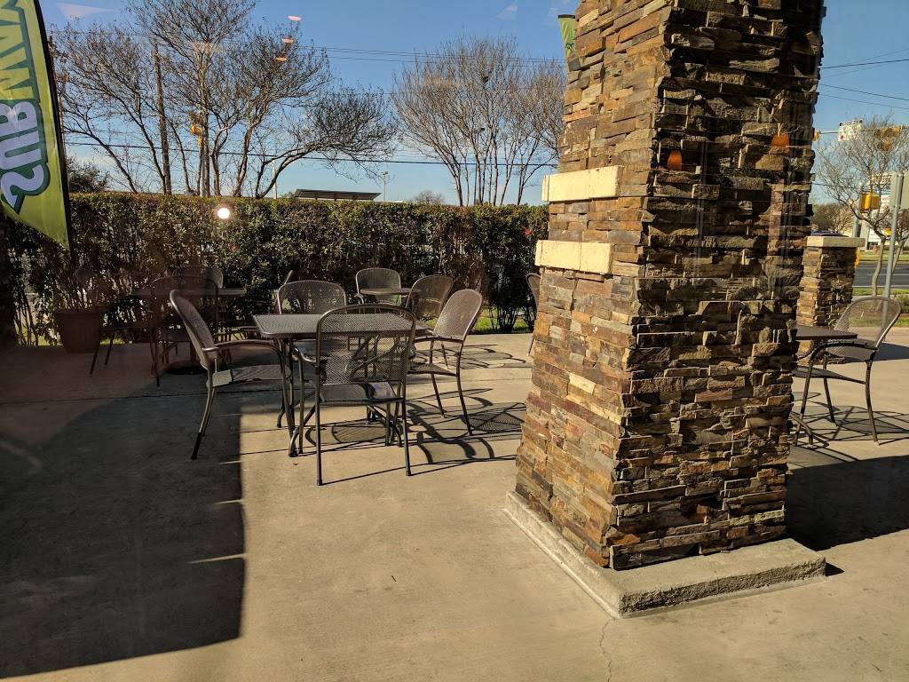Subway | restaurant | 7711 Burnet Rd, Austin, TX 78757, USA | 5129060192 OR +1 512-906-0192
