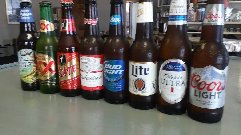 Submarine Dive | restaurant | 3219 Guadalupe St, San Antonio, TX 78207, USA | 2107256425 OR +1 210-725-6425