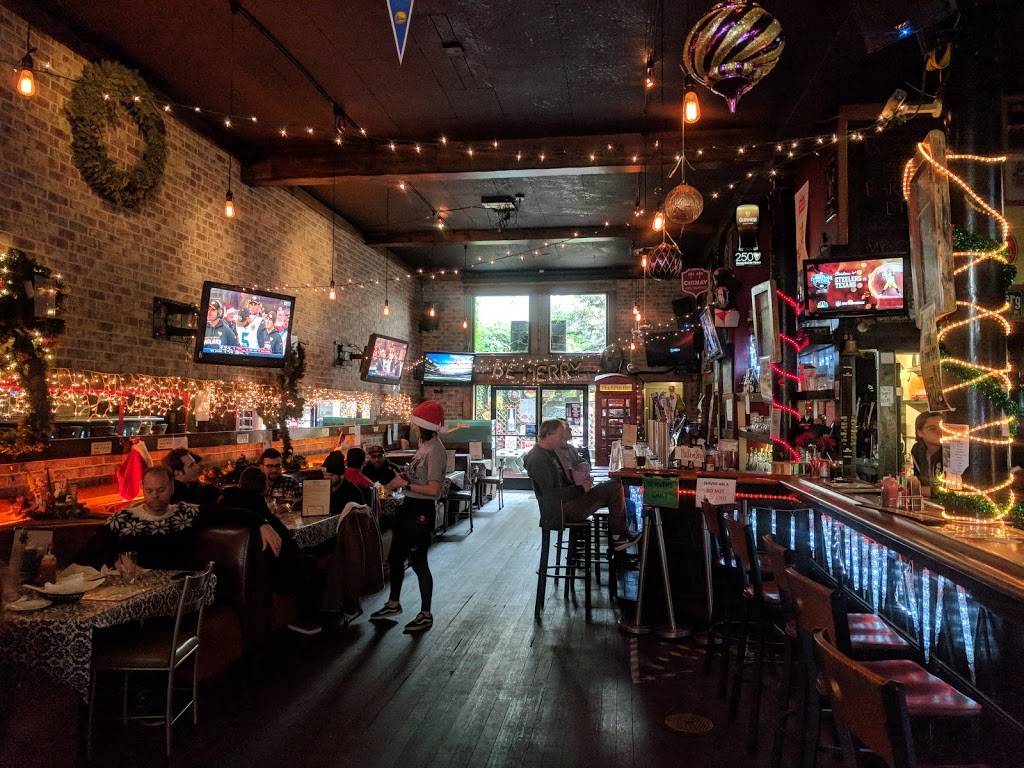 Mad Dog in the Fog | restaurant | 530 Haight St, San Francisco, CA 94117, USA | 4156267279 OR +1 415-626-7279